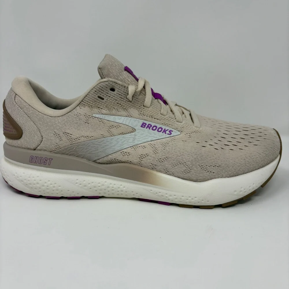 Brooks Ghost 16 Women's Size 9 Cream White Running Shoes (1204071B251)